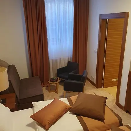 B026 - Vucko Apartamento 4*